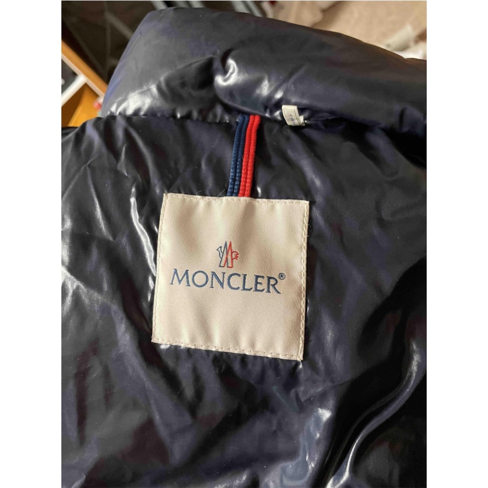 Moncler Navy Quilted Down Hooded Puffer Jacket - Picture 8 of 9